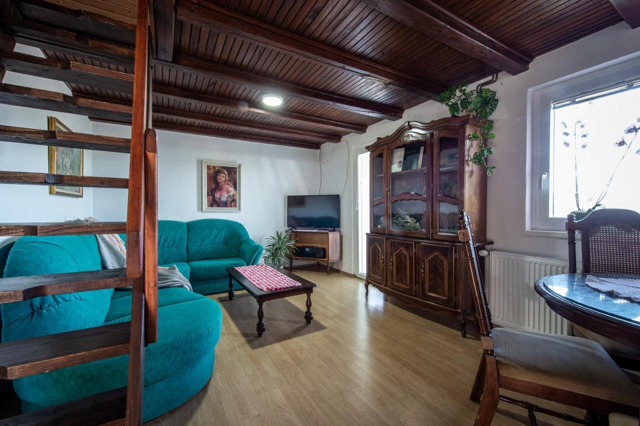 Zidanica Krstinc Villa Straza Exterior foto